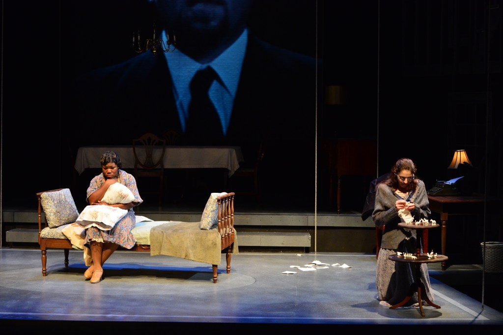 Glass_Menagerie0142